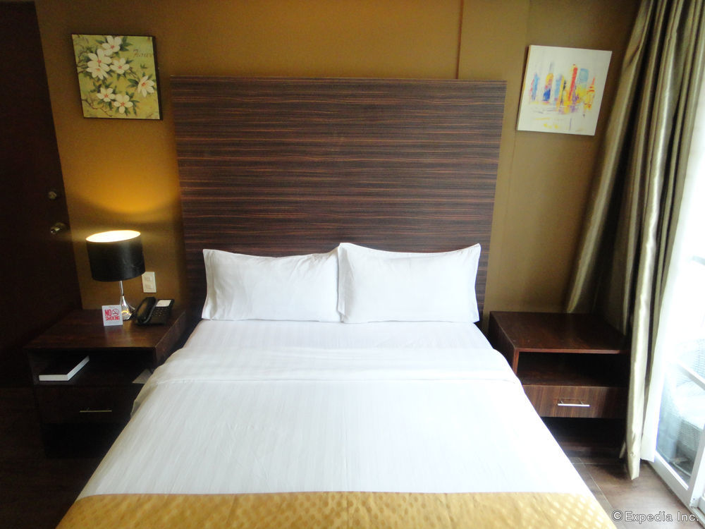 Aziza Paradise Hotel Puerto Princesa Luaran gambar
